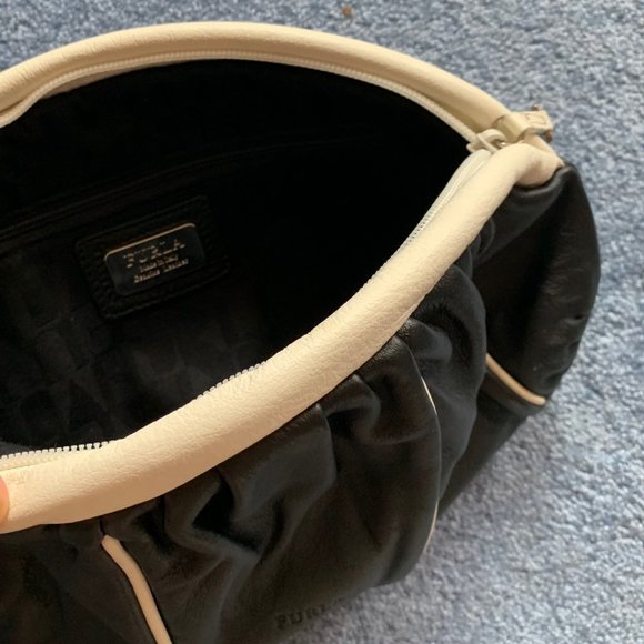 Beautiful black and white FURLA designer clutch - Picture 4 of 4